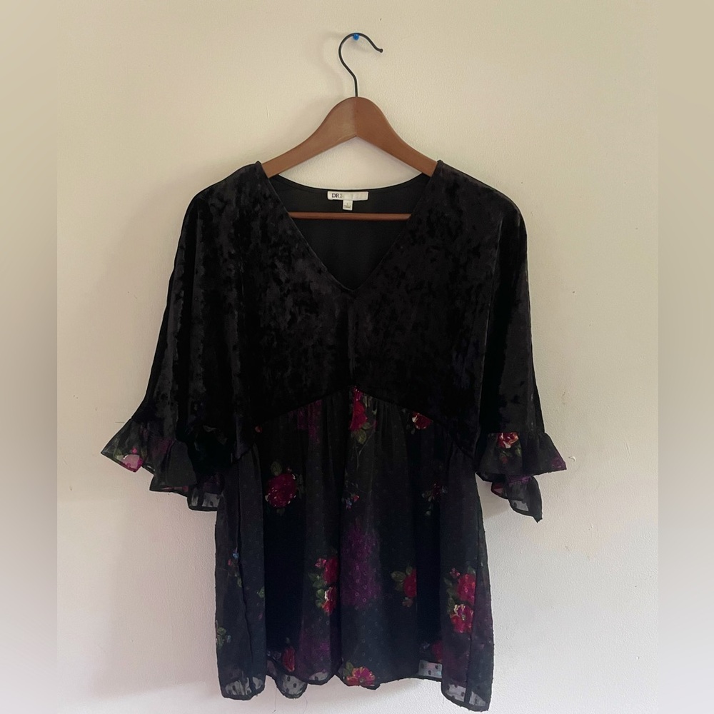 Daniel Rainn DR Top Crushed Velvet and Chiffon